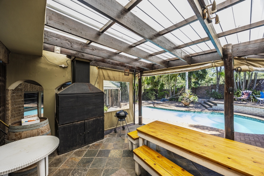 4 Bedroom Property for Sale in Nahoon Valley Park Eastern Cape